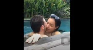 Inabutan ng Libog sa Swimming Pool