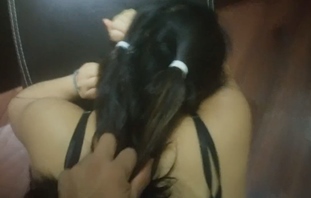 Napaka ingay pala sa kama ni hindot