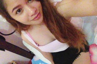 Di nakatiis tinira na sa loob ng sasakyan