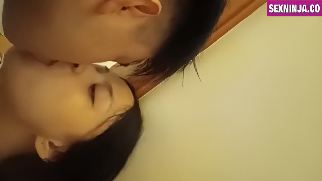 Pagkatapos mag gala iyotan naman